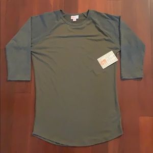 NWT LulaRoe Randy top